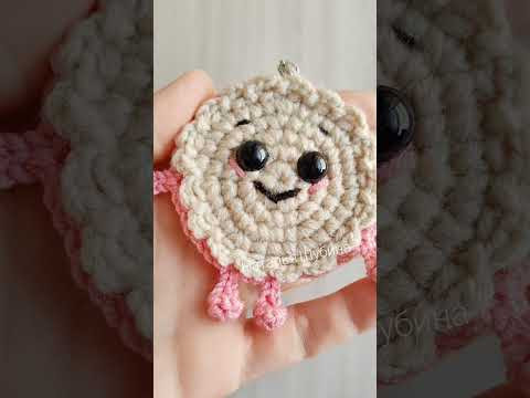 Брелок Печенька круглая бежевая розовая #cookies #yummy #cutie #crochet #handmade Брелок Печенька круглая бежевая розовая #cookies #yummy #cutie #crochet #handmade