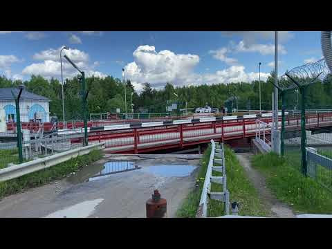 Поворотный автодорожный мост. Беломорско-Балтийский канал.